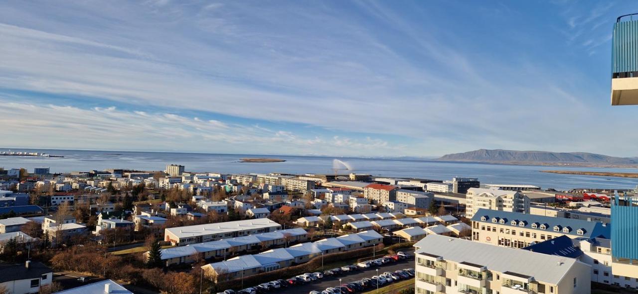 Panoramic Studio Apartment With Stunning View - Free Parking Reykjavík Exterior photo