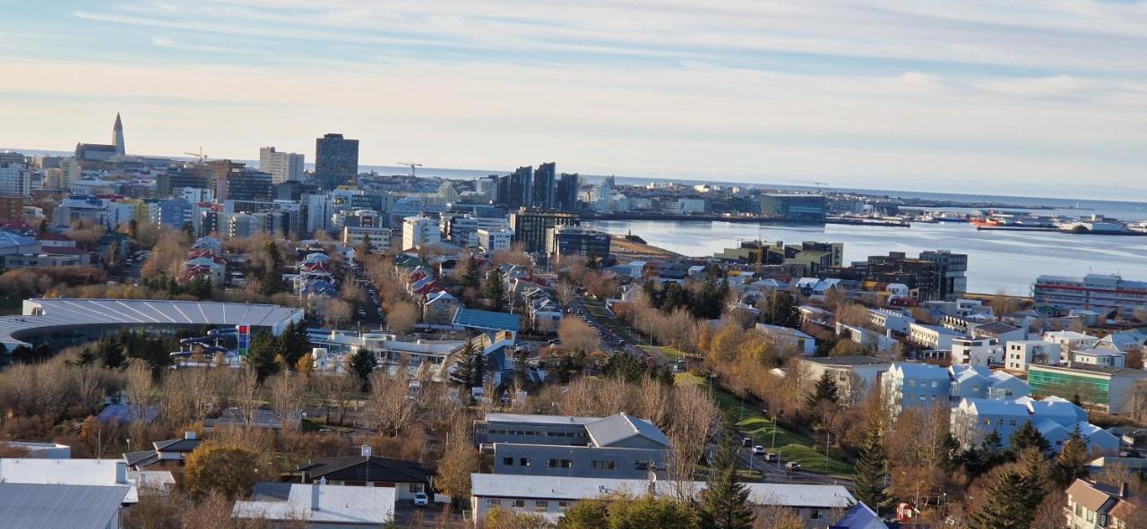 Panoramic Studio Apartment With Stunning View - Free Parking Reykjavík Exterior photo